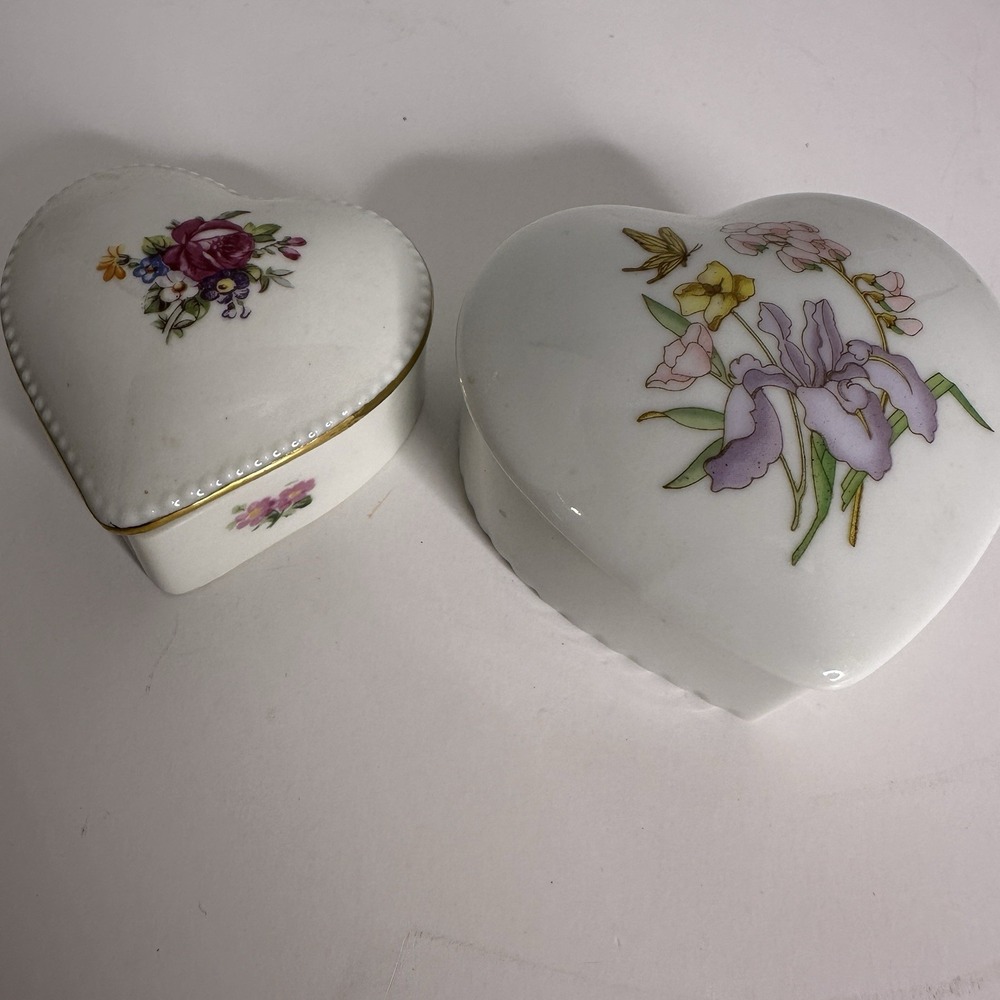 Two Lippelsdorf porcelain heart-shaped trinket Boxes Japan Floral Cute Dainty
